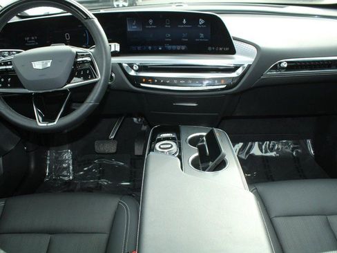 Used 2024 Cadillac Lyriq Luxury w/ LPO, Floor Liner Package image 13