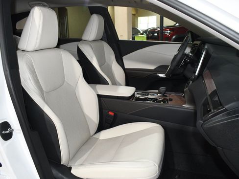 Used 2025 Lexus RX 350 Premium Plus w/ Convenience Package FWD image 8