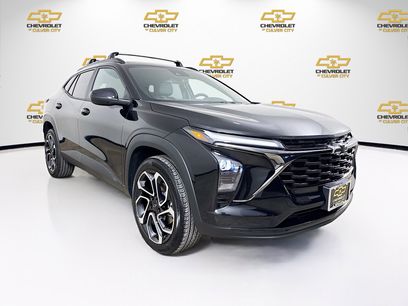 Used 2025 Chevrolet Trax RS w/ Sunroof Package