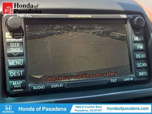 Used 2009 Toyota Sienna XLE w/ Towing Prep Pkg FWD image 16