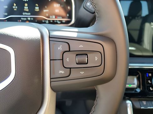 New 2025 GMC Sierra 2500 Denali w/ Denali Reserve Package image 34