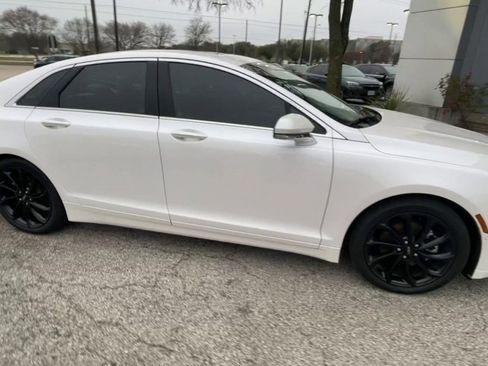 Used 2020 Lincoln MKZ Reserve w/ Monochromatic Package image 13