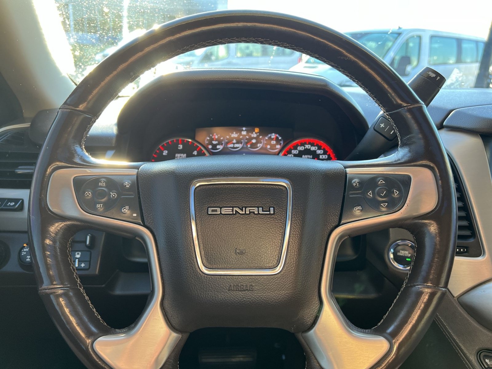 Used 2016 GMC Yukon Denali w/ Open Road Package AWD/4WD image 16