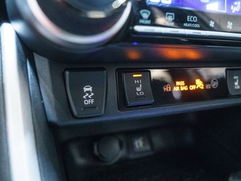 Used 2024 Toyota RAV4 XLE w/ Weather Package AWD/4WD image 27