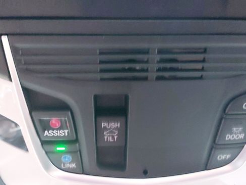 New 2025 Acura TLX SH-AWD w/ A-SPEC Pkg image 31