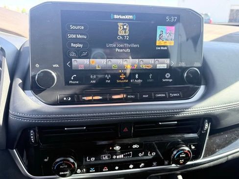 Certified 2023 Nissan Rogue SL w/ SL Premium Package FWD image 13