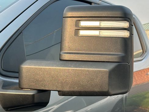 Used 2022 Chevrolet Silverado 1500 LT Trail Boss w/ Convenience Package II AWD/4WD image 6