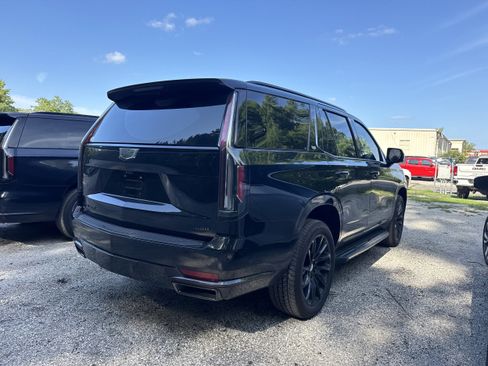 Used 2024 Cadillac Escalade Sport w/ LPO, ONYX Package AWD/4WD image 3