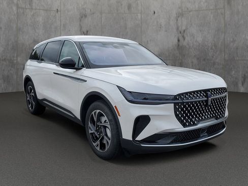 New 2026 Lincoln Nautilus Premier image 31