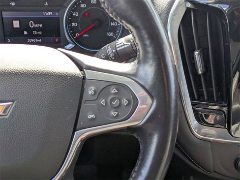 Used 2021 Chevrolet Traverse LT w/ LT Premium Package image 22