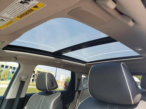 Used 2019 Acura RDX w/ Advance Package AWD/4WD image 32
