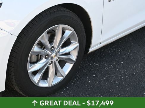 Used 2024 Chevrolet Malibu LT FWD image 17