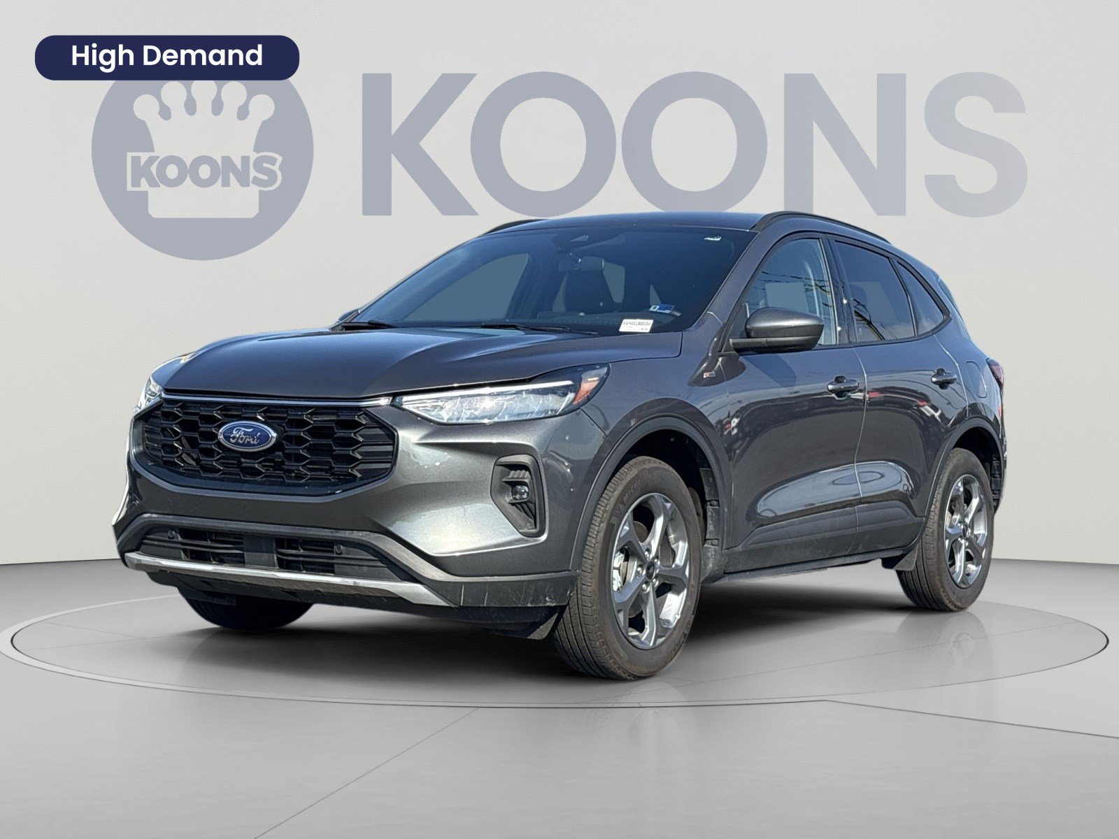 Used 2025 Ford Escape ST-Line Select AWD/4WD image 1