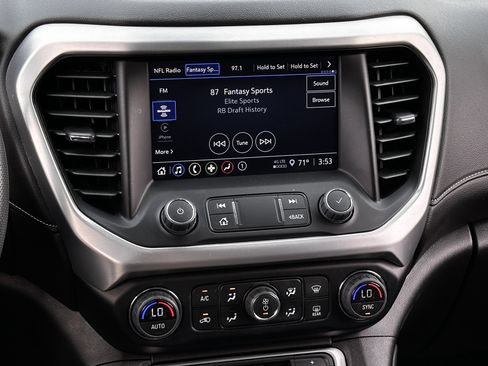Used 2023 GMC Acadia SLE FWD image 23
