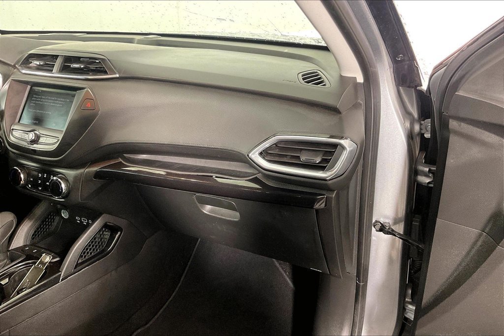 Used 2023 Chevrolet TrailBlazer LT FWD image 18