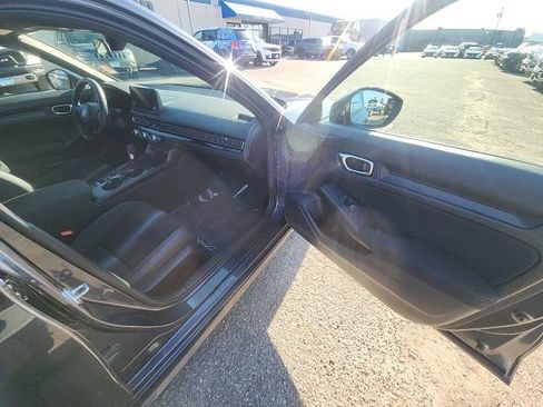 Used 2025 Honda Civic Sport image 21
