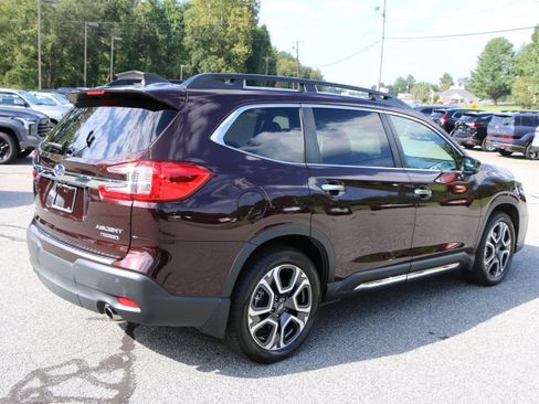 Used 2024 Subaru Ascent Touring AWD/4WD image 8