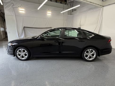 Used 2023 Honda Accord LX image 2