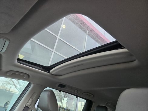 Used 2015 Honda Odyssey EX-L image 17