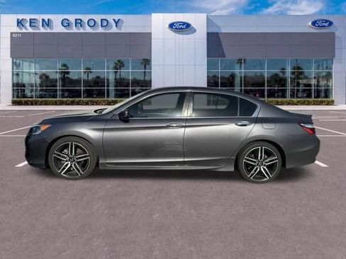 Used 2017 Honda Accord Sport image 3