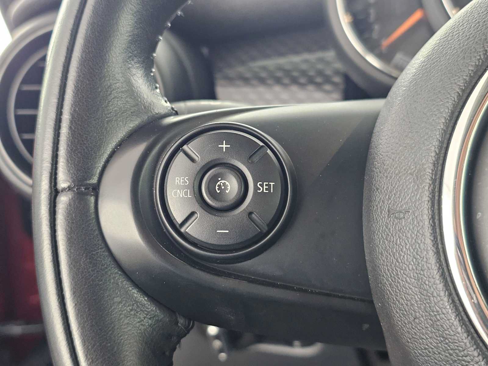 Used 2018 MINI Cooper S FWD image 26