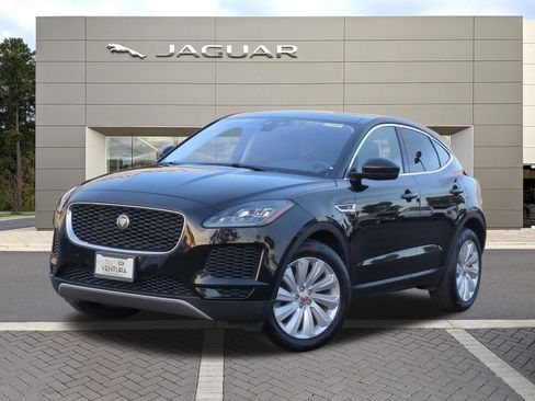Used 2018 Jaguar E-PACE SE image 1