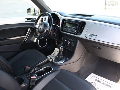 Used 2012 Volkswagen Beetle 2.5 FWD image 5