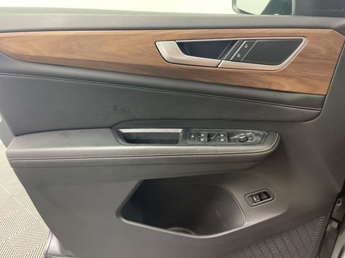 Used 2024 Volkswagen Atlas SE FWD image 30