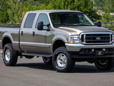 Used 2002 Ford F250 XL AWD/4WD image 4