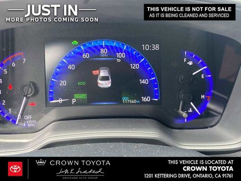 Used 2020 Toyota Corolla LE FWD image 3