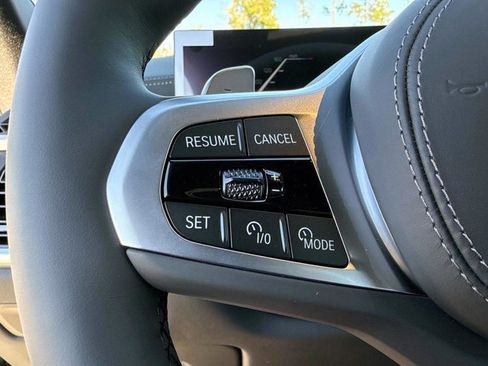 New 2026 BMW X6 xDrive40i w/ Climate Comfort Package image 36