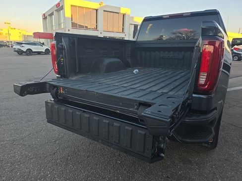 Used 2021 GMC Sierra 1500 AT4 image 18