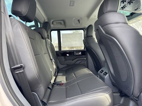 New 2025 INEOS Grenadier Fieldmaster Edition image 29