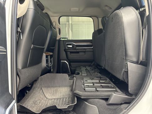 Used 2024 RAM 2500 Laramie image 19