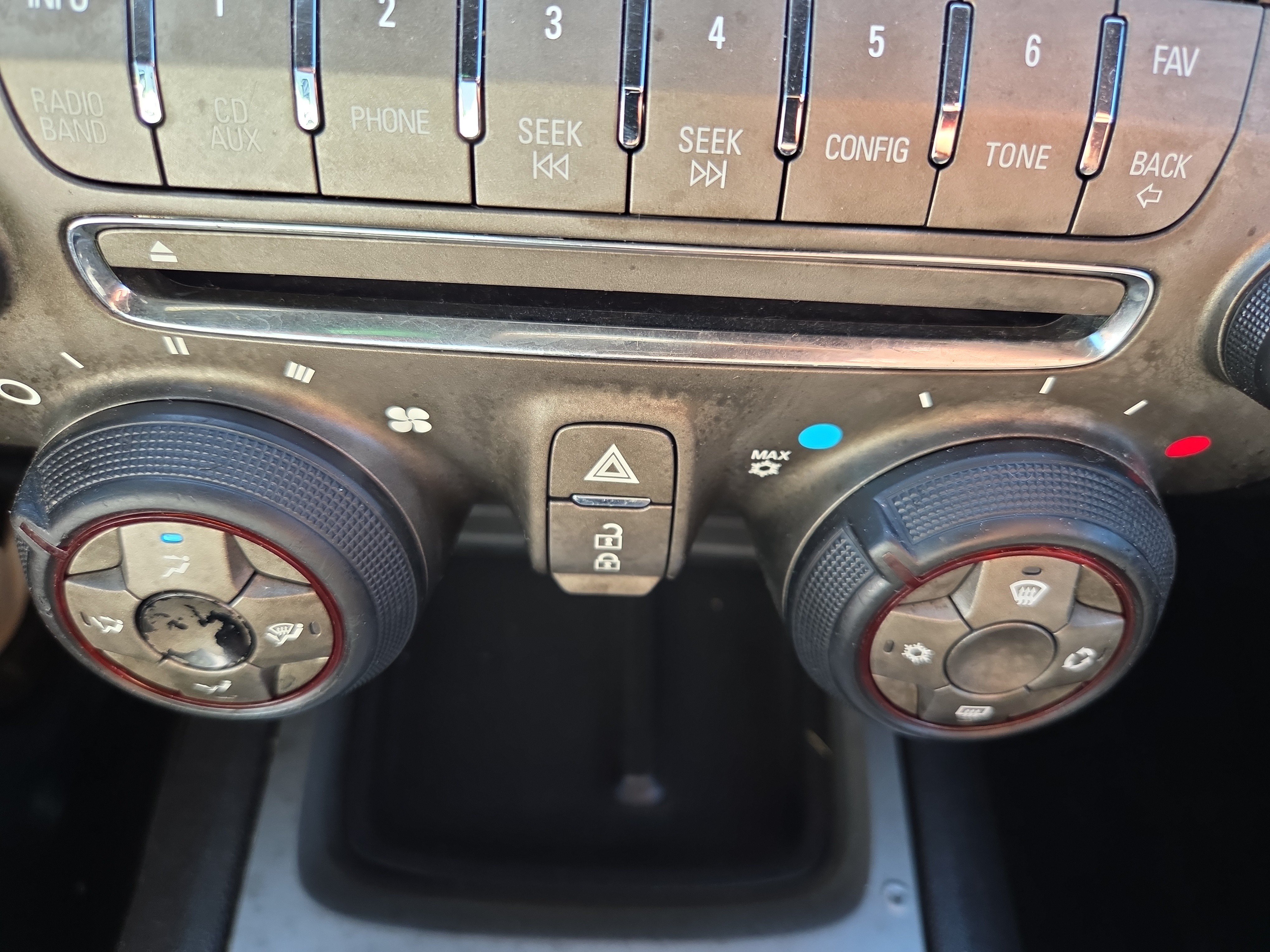 Used 2011 Chevrolet Camaro LT RWD image 20