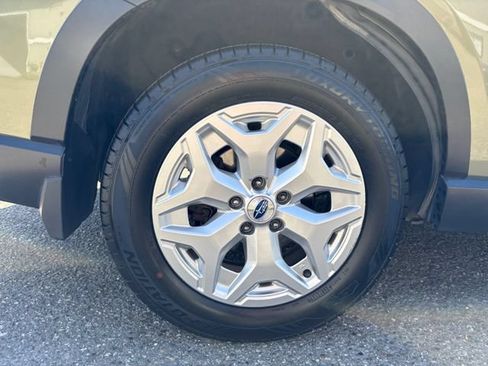 Used 2021 Subaru Forester AWD/4WD image 28
