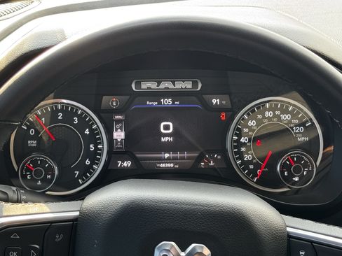Used 2025 RAM 1500 Big Horn AWD/4WD image 16