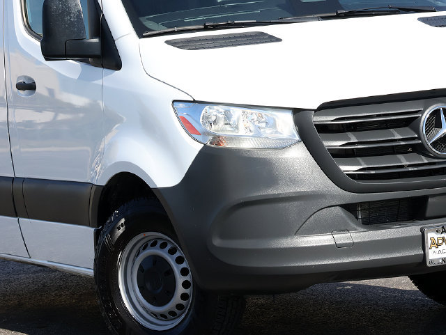 Used 2025 Mercedes-Benz Sprinter 2500 image 6