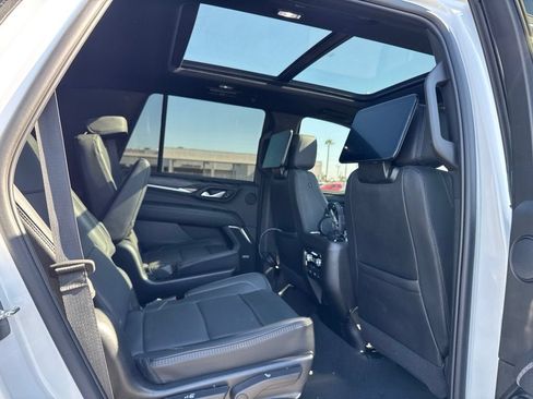 Certified 2023 GMC Yukon Denali w/ Denali Reserve Package RWD image 11