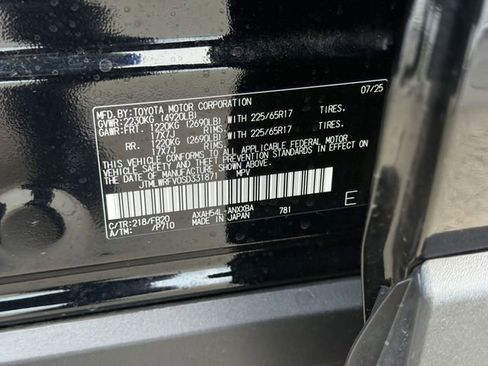 Used 2025 Toyota RAV4 LE image 34