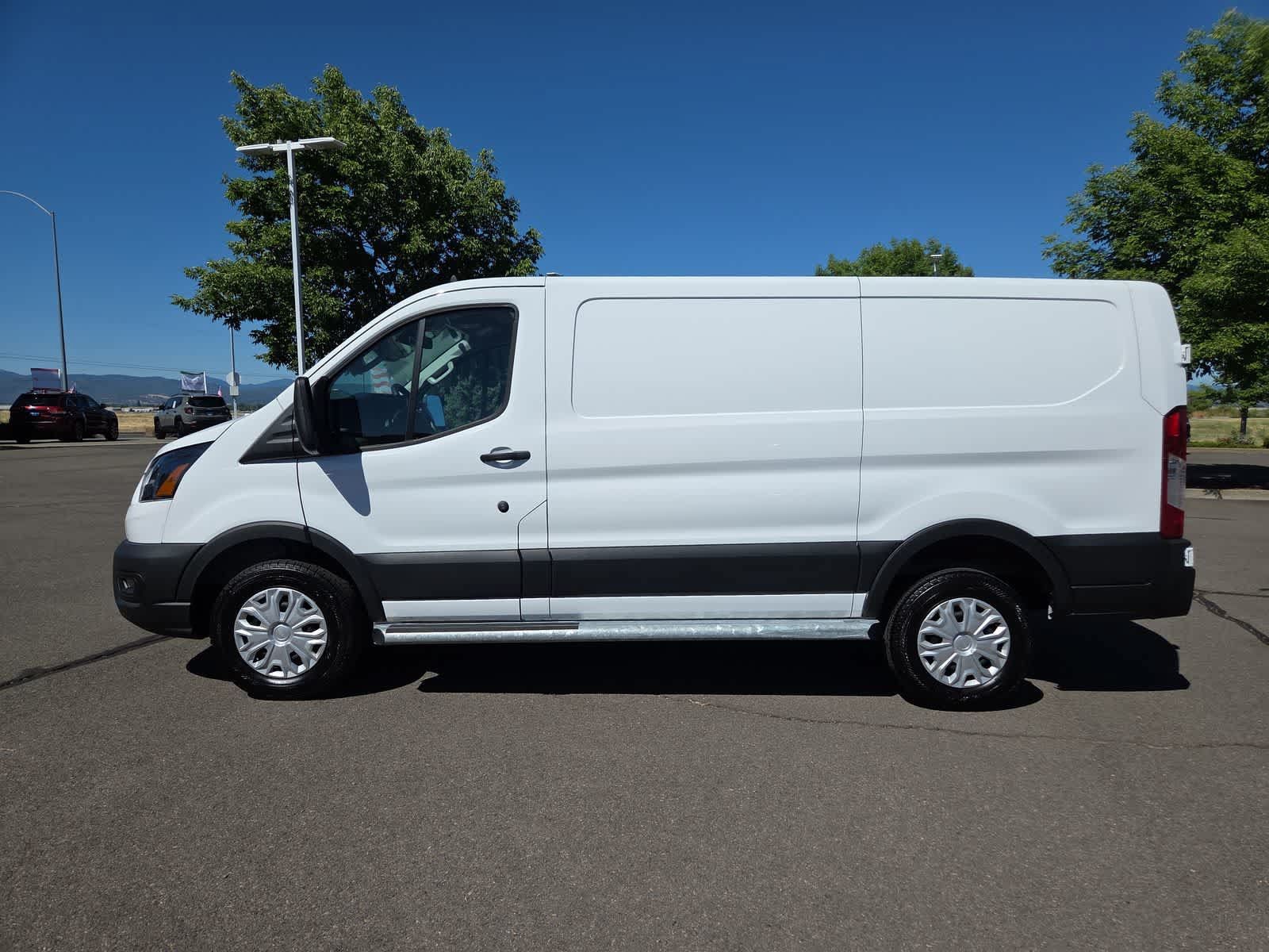 Used 2025 Ford Transit 250 Low Roof w/ Exterior Upgrade Package RWD image 11