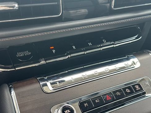 New 2026 Lincoln Aviator Reserve AWD/4WD image 30