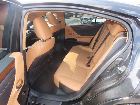 Used 2022 Lexus ES 350 w/ Premium Package FWD image 24