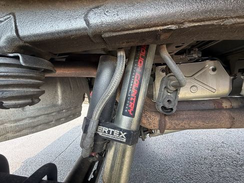 Used 2021 GMC Sierra 1500 AT4 AWD/4WD image 8