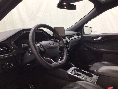 Used 2023 Ford Escape ST-Line AWD/4WD image 10