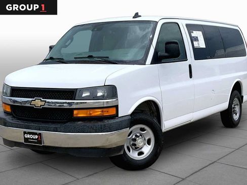 Used 2020 Chevrolet Express 2500 LT w/ LT Preferred Equipment Group RWD image 1
