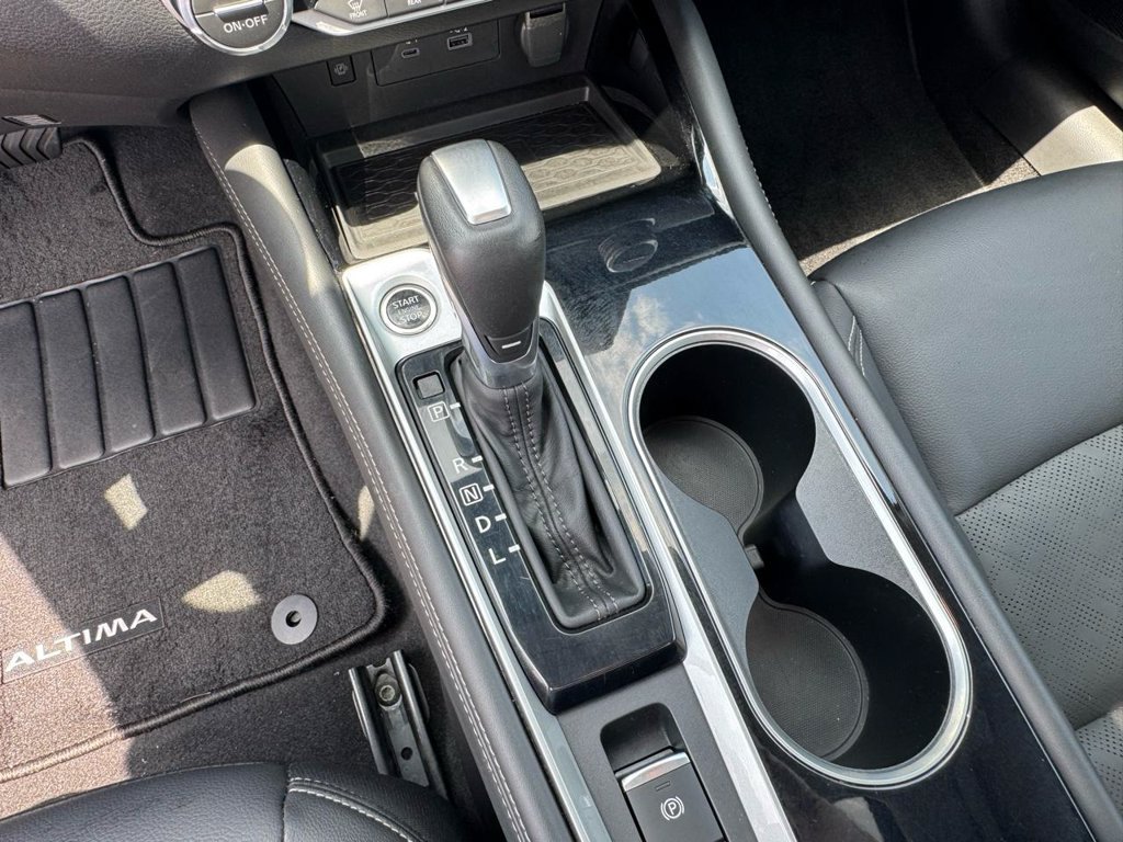 Used 2024 Nissan Altima 2.5 SL FWD image 26