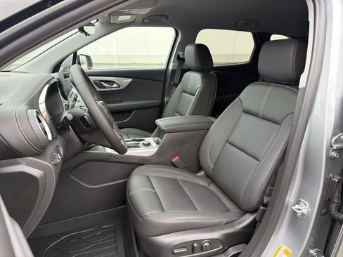 New 2026 Chevrolet Blazer LT w/ Sound & Technology Package AWD/4WD image 11