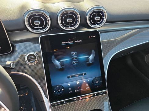 Used 2026 Mercedes-Benz CLE 300 4MATIC Coupe image 23