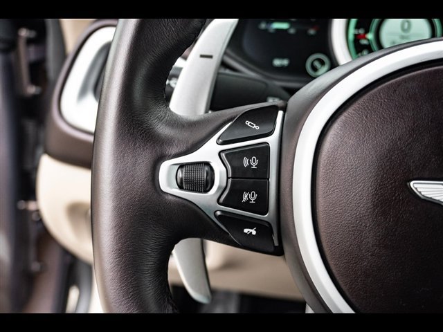 Used 2023 Aston Martin DB11 Coupe RWD image 17